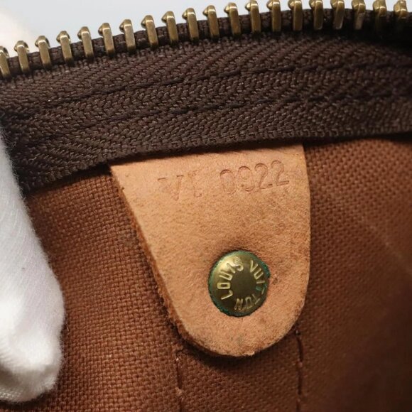 LOUIS VUITTON Monogram Keepall Bandouliere 60 Boston Bag - Picture 15 of 16